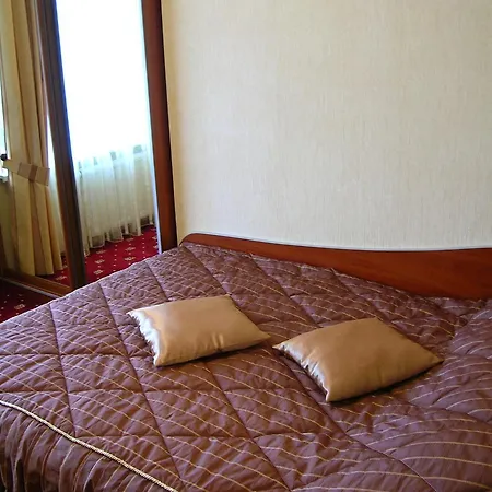 Hotel Zolotoie Runo *