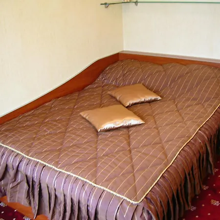 Zolotoie Runo Hotel *