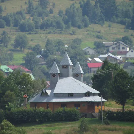 Zolotoie Runo Otel *