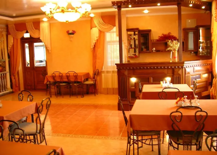 Zolotoie Runo Otel *