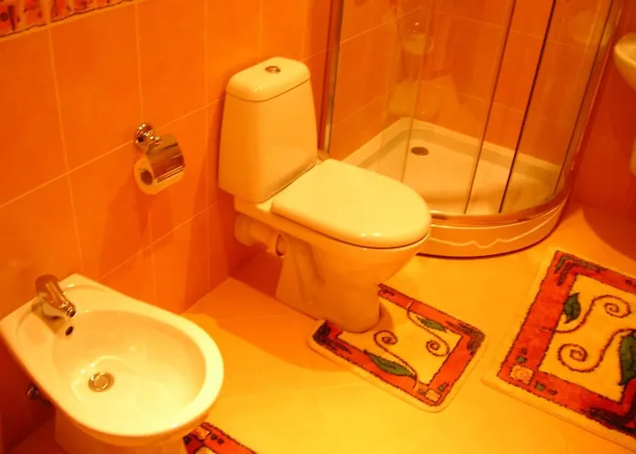 Zolotoie Runo Otel *