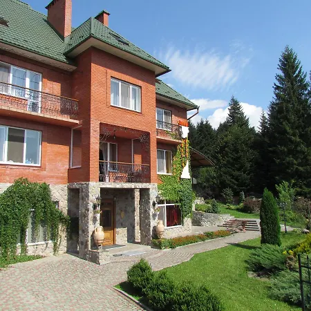 Zolotoie Runo Otel *