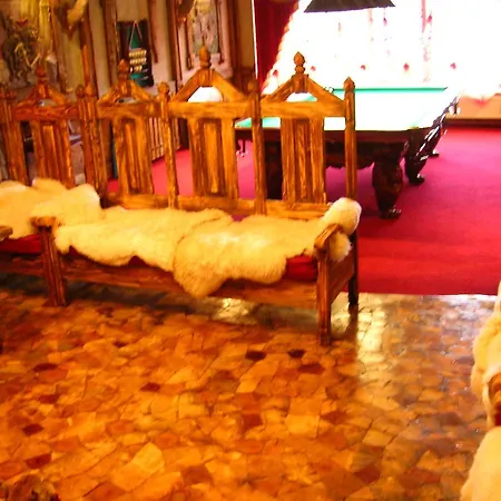 Zolotoie Runo 酒店